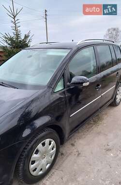 Volkswagen Touran 2007