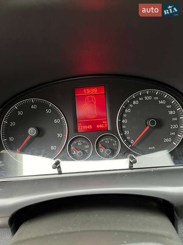 Минивэн Volkswagen Touran 2007 в Калуше фото 23 Минивэн Volkswagen Touran 2007 в Калуше