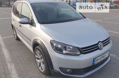 Минивэн Volkswagen Touran 2014 в Одессе