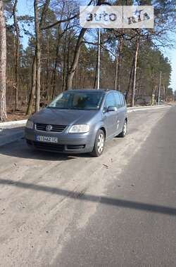 Мінівен Volkswagen Touran 2005 в Києві