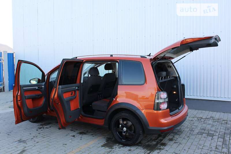 Мінівен Volkswagen Touran 2009 в Виноградові фото 5 Мінівен Volkswagen Touran 2009 в Виноградові