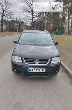 Минивэн Volkswagen Touran 2005 в Киеве