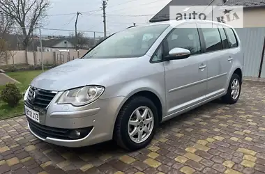 Volkswagen Touran 2010