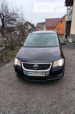 Мінівен Volkswagen Touran 2008 в Житомирі