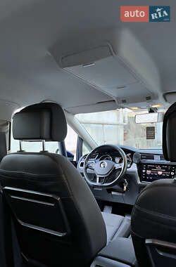 Микровэн Volkswagen Touran 2018 в 