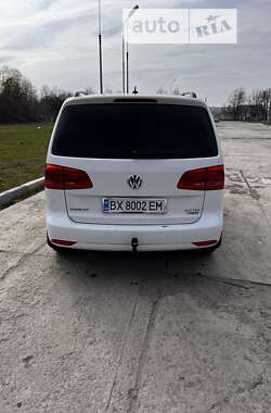 Минивэн Volkswagen Touran 2015 в Каменец-Подольском