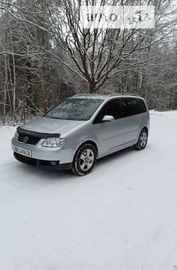 Минивэн Volkswagen Touran 2004 в Луцке