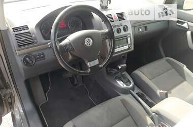 Минивэн Volkswagen Touran 2010 в Ровно