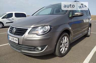 Volkswagen Touran 2010