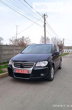 Volkswagen Touran 2010