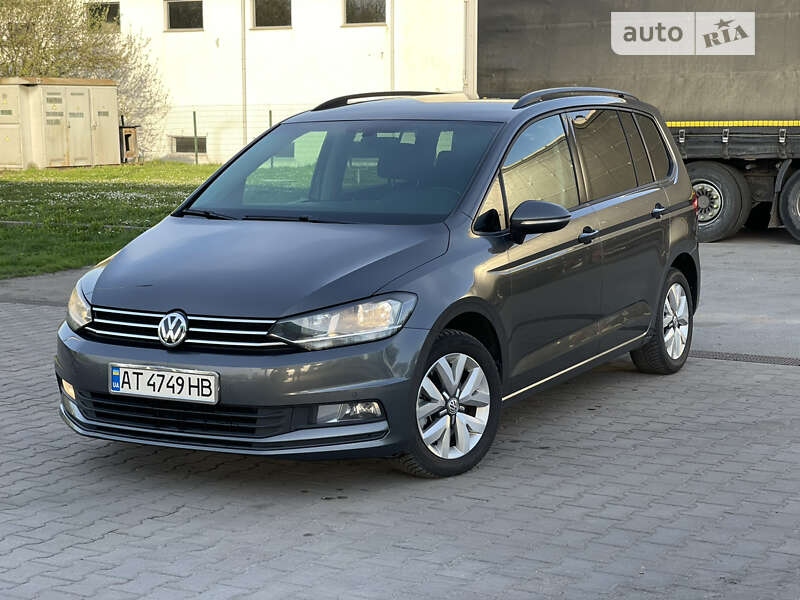 Мікровен Volkswagen Touran 2016 в Івано-Франківську
