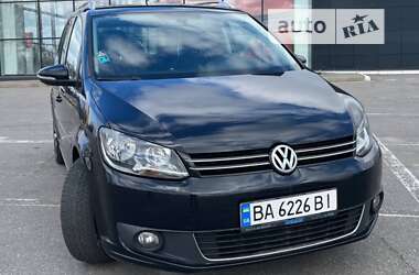 Минивэн Volkswagen Touran 2014 в Кропивницком