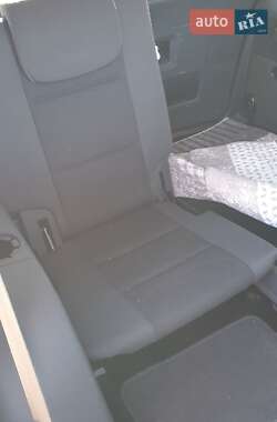 Минивэн Volkswagen Touran 2012 в 