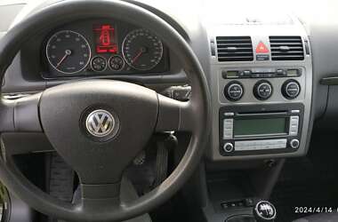 Минивэн Volkswagen Touran 2007 в Гусятине