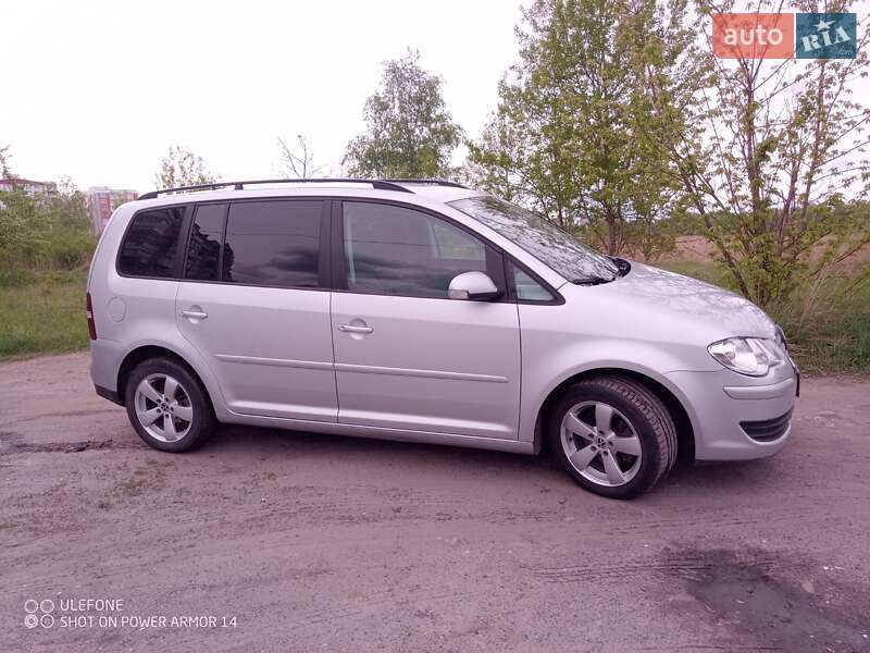 Минивэн Volkswagen Touran 2009 в Шептицькому