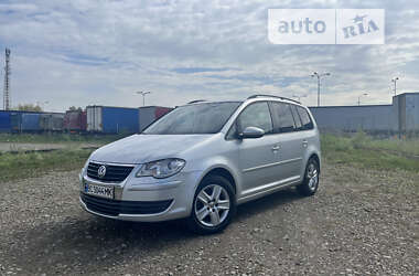 Volkswagen Touran 2010