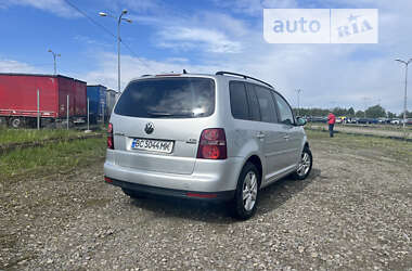 Мінівен Volkswagen Touran 2010 в Львові