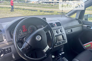 Мінівен Volkswagen Touran 2010 в Львові