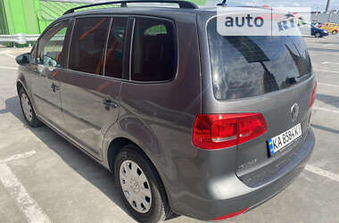 Минивэн Volkswagen Touran 2013 в Киеве