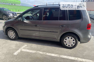 Минивэн Volkswagen Touran 2013 в Киеве