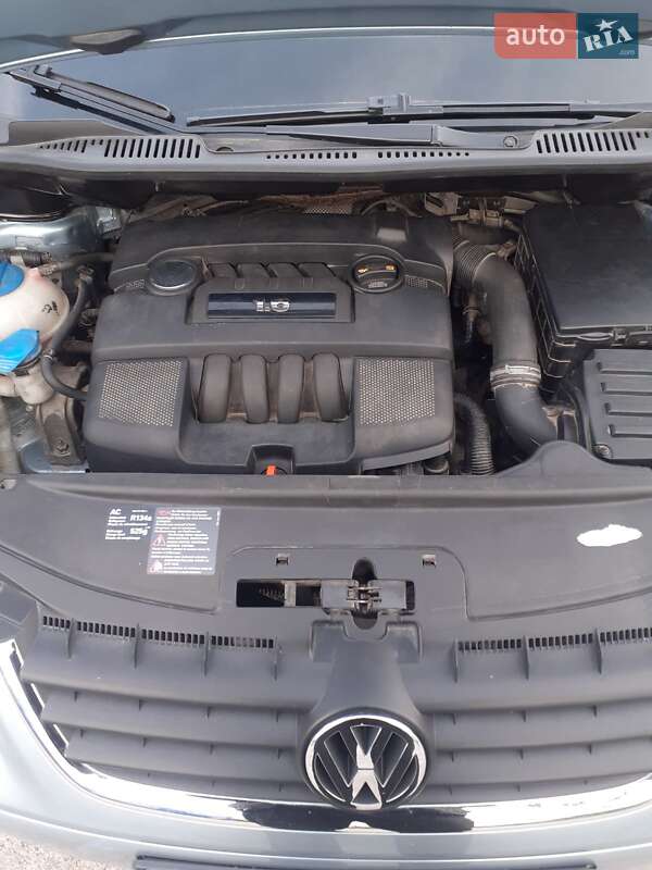 Мінівен Volkswagen Touran 2006 в Хмільнику фото 17 Мінівен Volkswagen Touran 2006 в Хмільнику