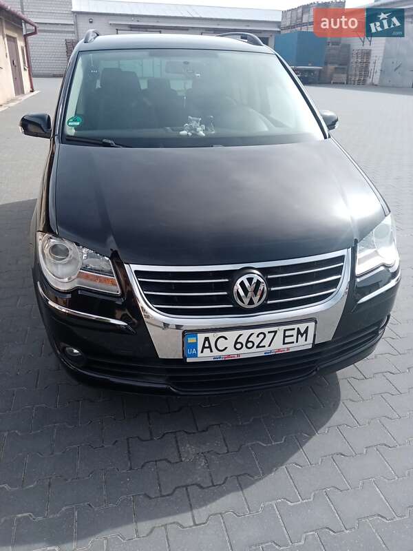 Минивэн Volkswagen Touran 2008 в Шептицькому