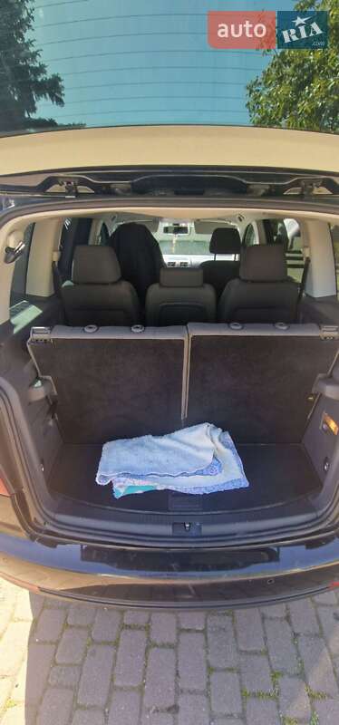 Мінівен Volkswagen Touran 2009 в Чопі