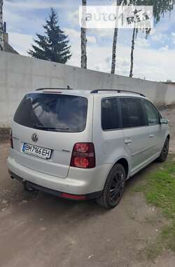 Мінівен Volkswagen Touran 2008 в Конотопі