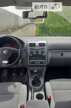 Мінівен Volkswagen Touran 2008 в Конотопі