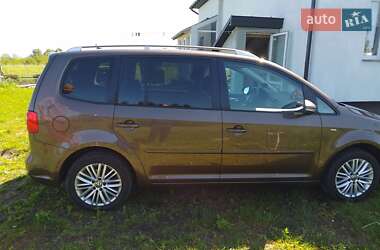 Микровэн Volkswagen Touran 2015 в Львове