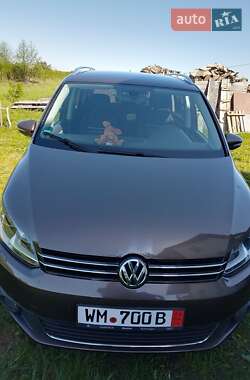 Микровэн Volkswagen Touran 2015 в Львове