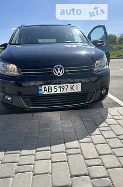 Volkswagen Touran 2011