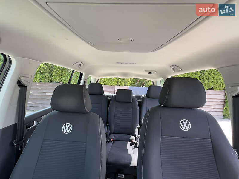Минивэн Volkswagen Touran 2008 в Киеве