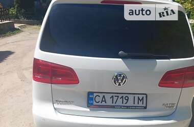Минивэн Volkswagen Touran 2014 в Умани