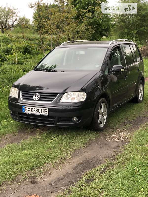 Мінівен Volkswagen Touran 2006 в Хмельницькому