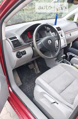 Минивэн Volkswagen Touran 2007 в Черновцах