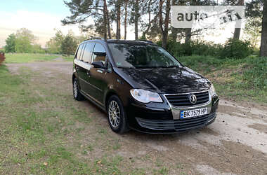 Volkswagen Touran 2008