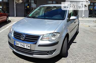 Мінівен Volkswagen Touran 2007 в Одесі