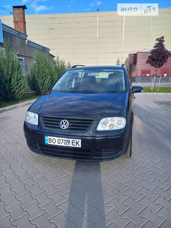 Минивэн Volkswagen Touran 2003 в Виннице