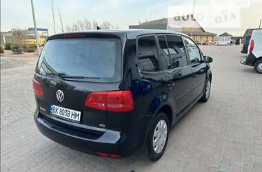 Минивэн Volkswagen Touran 2013 в Сарнах