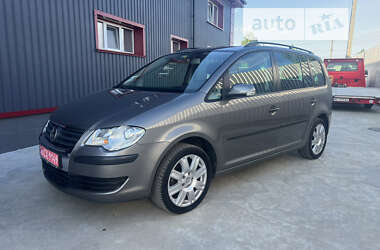 Минивэн Volkswagen Touran 2008 в Лубнах