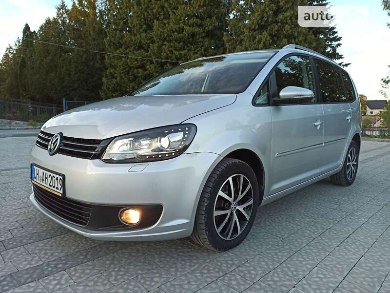 Минивэн Volkswagen Touran 2012 в Самборе