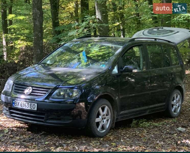 Минивэн Volkswagen Touran 2005 в Хмельницком