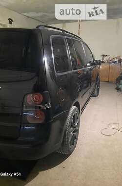 Минивэн Volkswagen Touran 2003 в Львове