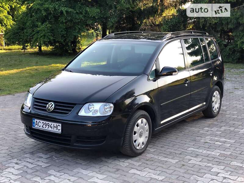 Минивэн Volkswagen Touran 2005 в Луцке