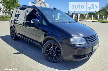 Минивэн Volkswagen Touran 2003 в Львове