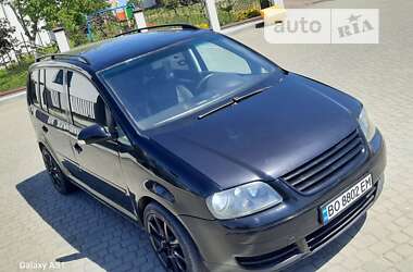 Минивэн Volkswagen Touran 2003 в Львове