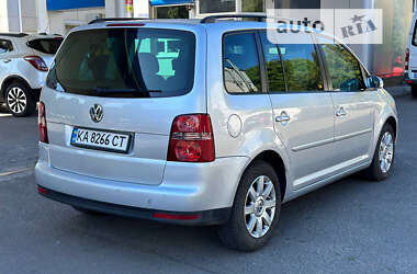 Минивэн Volkswagen Touran 2007 в Одессе
