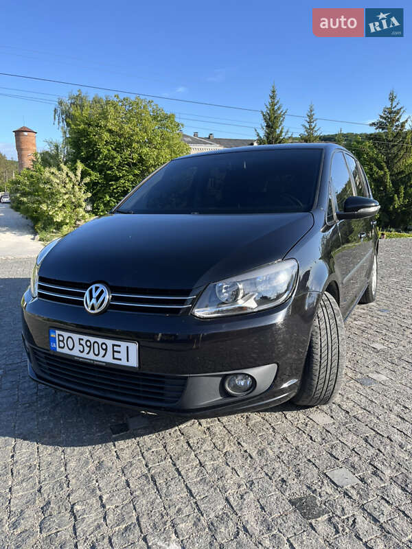Мінівен Volkswagen Touran 2014 в Кременці