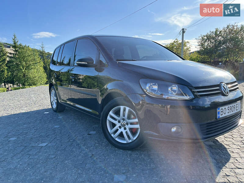 Мінівен Volkswagen Touran 2014 в Кременці